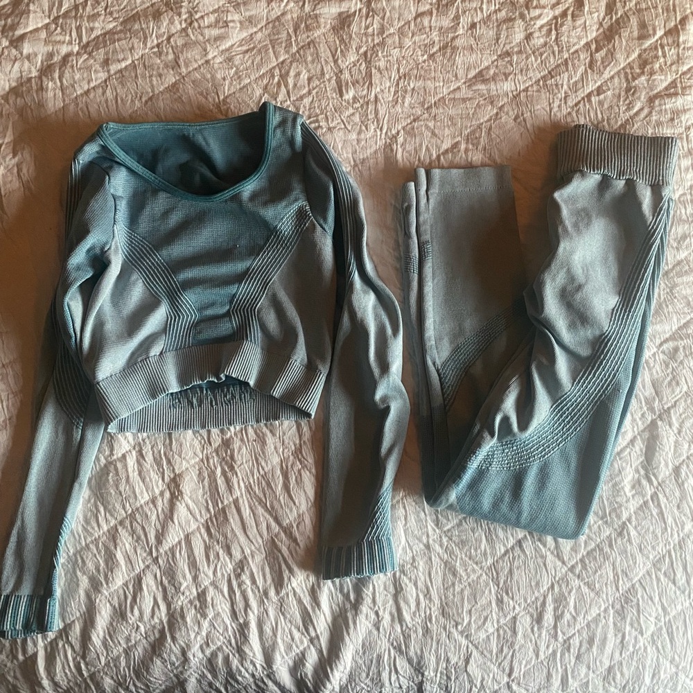 Women’s Blue Workout set